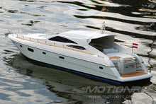 Load image into Gallery viewer, Bancroft D558 St. Tropez 1/20 Scale 840mm (33") Yacht - RTR
