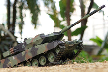 Load image into Gallery viewer, Heng Long German Leopard 2A6 Professional Edition 1/16 Scale Battle Tank - RTR